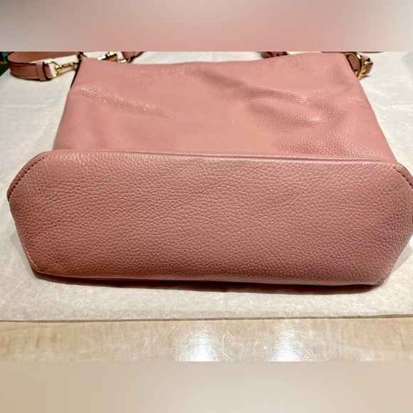 Coach shoulder bag with rose bouquet print interior - Picture 3 of 10